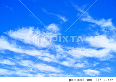 藍色的天空和雲圖像 藍色的天空和雲圖像 113079336