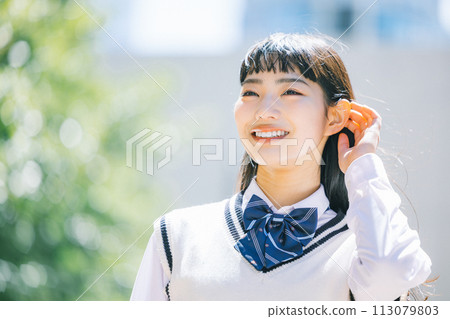 高中女生肖像 113079803