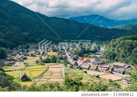 Scenery of Shirakawa-go seen from the observation deck Scenery of Shirakawa-go seen from the observation deck 113080612