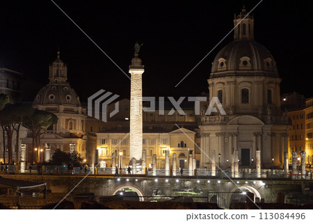 The Trajan's Forum in Rome by night 113084496