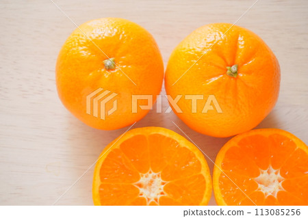 Cut Orange Marcott 15 Cut Orange Marcott 15 113085256