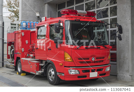 Fire engine on standby Fire engine Emergency vehicle 113087041