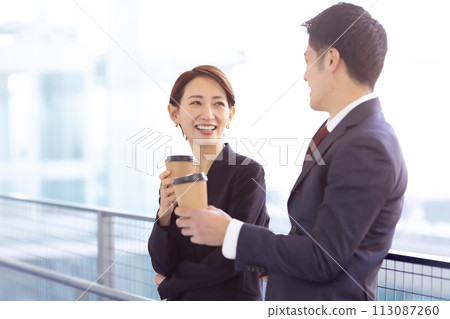男女商務放鬆 113087260