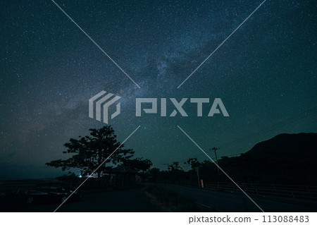 Starry Sky of Iriomote Island 113088483