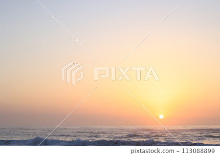 海上日出，三月下旬，茨城縣 113088899