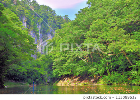 Tohoku, Geibikei, boat ride, Michinoku scenery with Nishikikabe rock, image of boat boat going through the greenery, Ichinoseki City, Iwate Prefecture (7) Tohoku, Geibikei, boat ride, Michinoku scenery with Nishikikabe rock, image of boat boat going through the greenery, Ichinoseki City, Iwate Prefecture (7) 113089632
