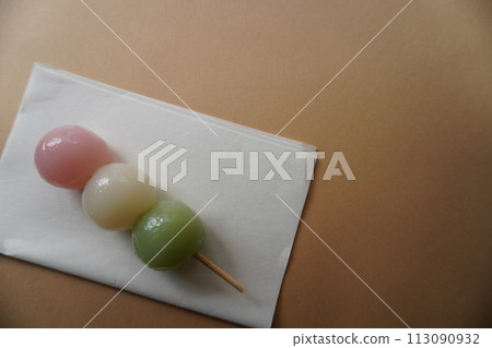 盤子裡的三色團子 113090932