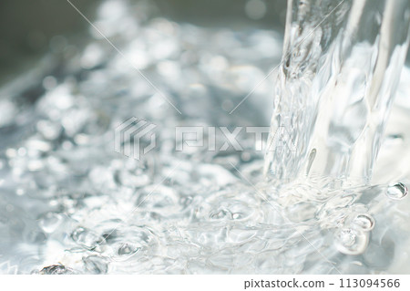 Water, splashes, drops Water, splashes, drops 113094566