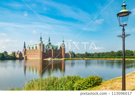 View of Frederiksborg castle in Hillerod, Denmark View of Frederiksborg castle in Hillerod, Denmark 113096017