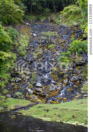 北海道/世界唯一！ 「Onneto Yunotaki」是地球上唯一可以確認氧化錳形成現象的地方。 113100669