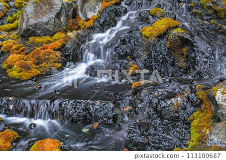 Hokkaido / The only place in the world where the manganese oxide formation phenomenon can be confirmed on earth: Onneto Hot Spring Falls Hokkaido / The only place in the world where the manganese oxide formation phenomenon can be confirmed on earth: Onneto Hot Spring Falls 113100687