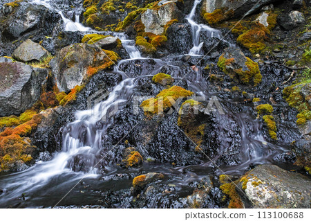 Hokkaido / The only place in the world where the manganese oxide formation phenomenon can be confirmed on earth: Onneto Hot Spring Falls Hokkaido / The only place in the world where the manganese oxide formation phenomenon can be confirmed on earth: Onneto Hot Spring Falls 113100688