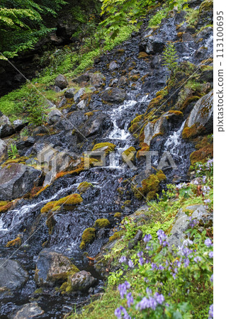 Hokkaido / The only place in the world where the manganese oxide formation phenomenon can be confirmed on earth: Onneto Hot Spring Falls Hokkaido / The only place in the world where the manganese oxide formation phenomenon can be confirmed on earth: Onneto Hot Spring Falls 113100695
