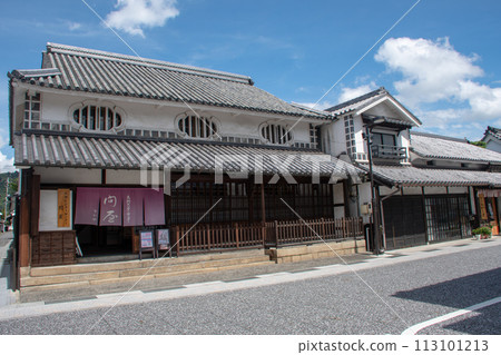 Yakage-shuku, an old townscape in Okayama prefecture 113101213