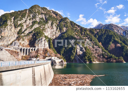 Toyama Prefecture Autumn Lake Kurobe Toyama Prefecture Autumn Lake Kurobe 113102655