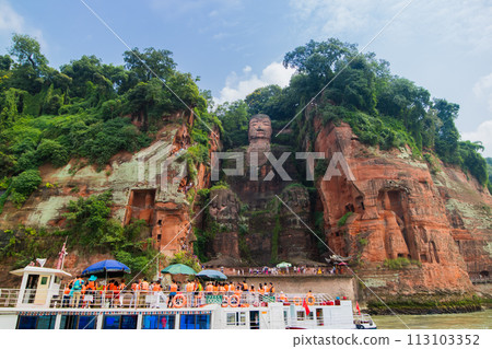 Leshan Big Buddha (China - Leshan City) 113103352