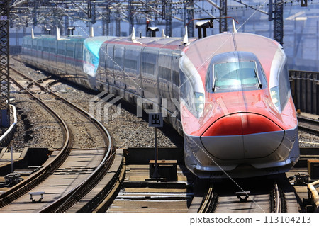 秋田新幹線、東北新幹線到達大宮站 113104213