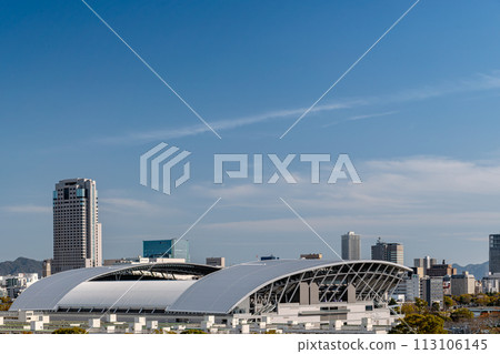 The scenery of Hiroshima city against the blue sky 113106145