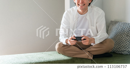 在家玩遊戲的男性（NEET、宅男、遊戲障礙、遊戲成癮、網路成癮、成癮、遊戲玩家） 113106737