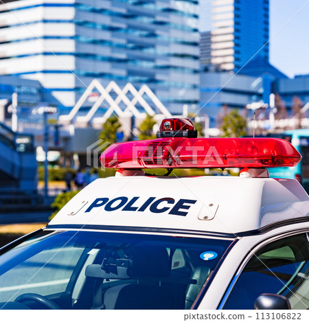 警車和城市景觀 113106822