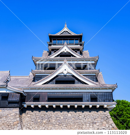 Kumamoto Castle with its castle tower restored [ A symbol of Kumamoto 's recovery ] 113111020