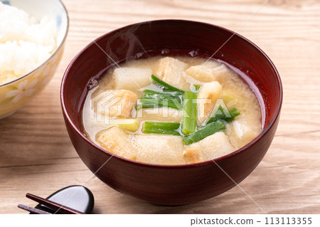 Omake's miso soup 113113355