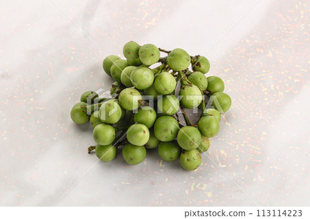Raw ripe wild pea eggplant 113114223