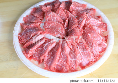 黑毛和牛肩腰肉烤肉A5(近江牛) 黑毛和牛肩腰肉烤肉A5(近江牛) 113118128