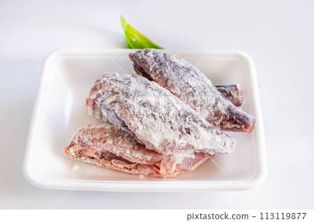 Gima with flour for deep-frying 113119877