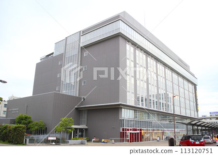 日本大學國際關係學院三島站北口大樓/靜岡縣三島市文京町1號 113120751