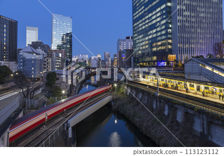 Ochanomizu, Scenery from Ochanomizu Station, Night view, Illumination, Ochanomizu Station, Train, Building 113123112
