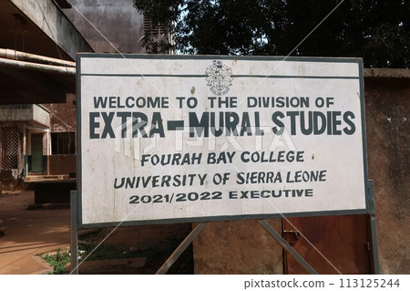 Fourah Bay College (Sierra Leone) 113125244