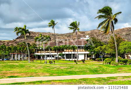 Tropical golf course in Hawaii Kai on Oahu Island, United States 113125488