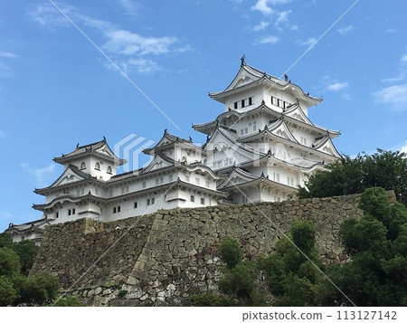 Himeji Castle looking at the world heritage castle tower Himeji Castle looking at the world heritage castle tower 113127142