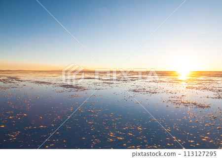 Salar de Uyuni, Bolivia 113127295
