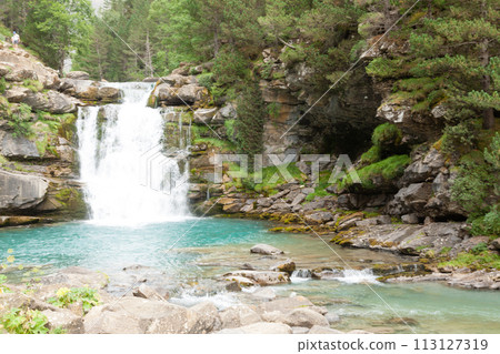 Soaso waterfall view, Ordesa valley, pyrenees, Spain 113127319