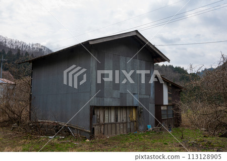 An old and very beautiful abandoned house found deep in the mountains of Okayama Prefecture, Japan An old and very beautiful abandoned house found deep in the mountains of Okayama Prefecture, Japan 113128905