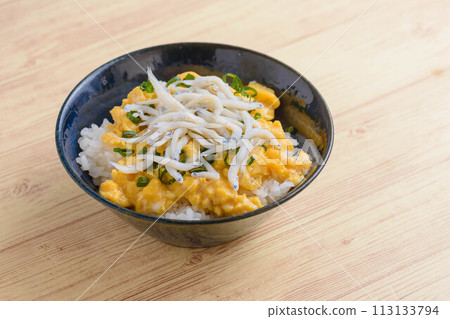 銀魚蛋豆腐蓋飯 113133794