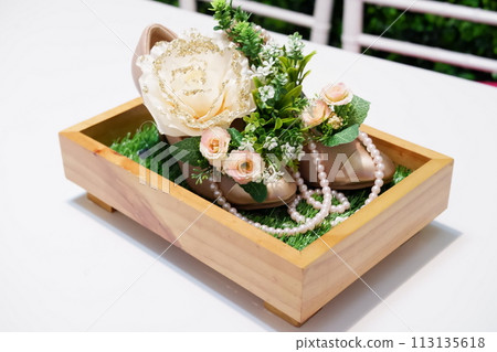 wedding gifts for the bride and groom 113135618