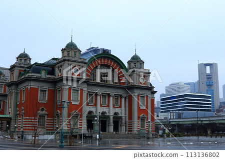 Rainy Osaka streetscape: Nakanoshima Central Public Hall Rainy Osaka streetscape: Nakanoshima Central Public Hall 113136802