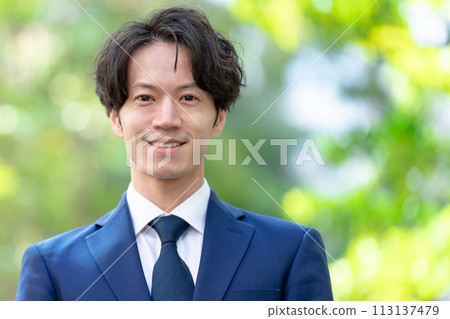 商人新鮮的綠色 113137479