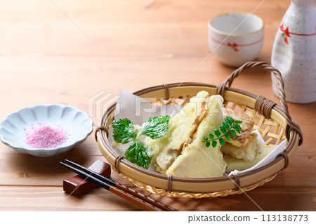 Bamboo shoot tempura 113138773