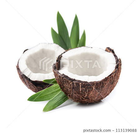 Coconut with leaves on white backgrounds Coconut with leaves on white backgrounds 113139088