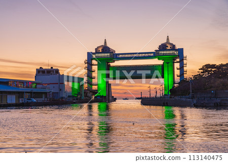 （靜岡縣）沼津市大型展望水門景觀點燈 113140475