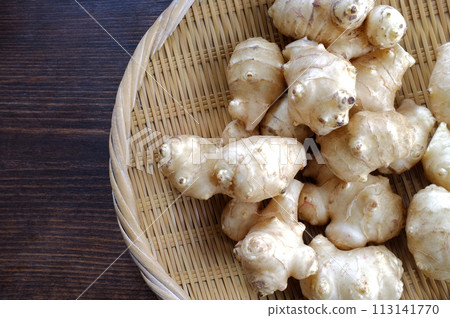 Jerusalem artichoke 113141770