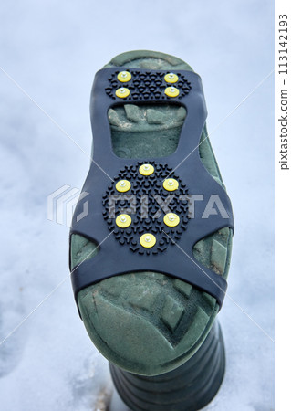 Covers rubber-soled grips with ice cleats for footwear. Covers rubber-soled grips with ice cleats for footwear. 113142193