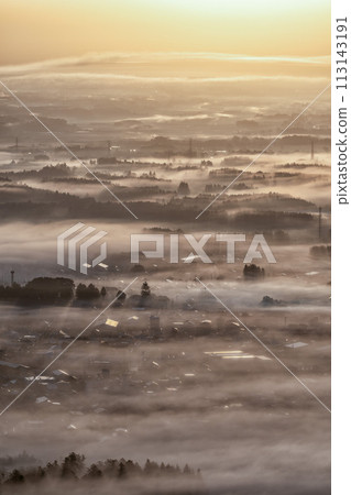 Morning sea of clouds at Atago Shrine, Kasama City, Ibaraki Prefecture 113143191