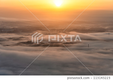 茨城縣笠間市愛宕神社的清晨雲海 茨城縣笠間市愛宕神社的清晨雲海 113143223