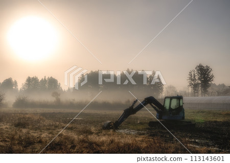 A rural morning floating in the morning mist in Kasama City, Ibaraki Prefecture A rural morning floating in the morning mist in Kasama City, Ibaraki Prefecture 113143601