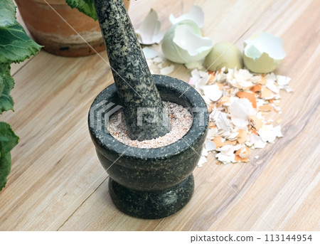 Crushed egg shells enrich the soil with calcium and other elements. Crushed egg shells enrich the soil with calcium and other elements. 113144954